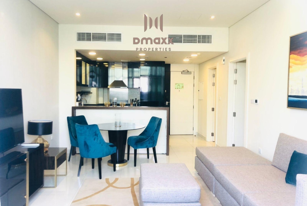 Canal view-fully furnished-two balcony-dubai