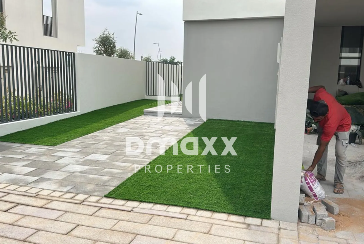 Dmaxx orania at the valley by emaar